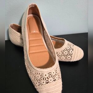 Kelly & Katie Cream Crochet Flats